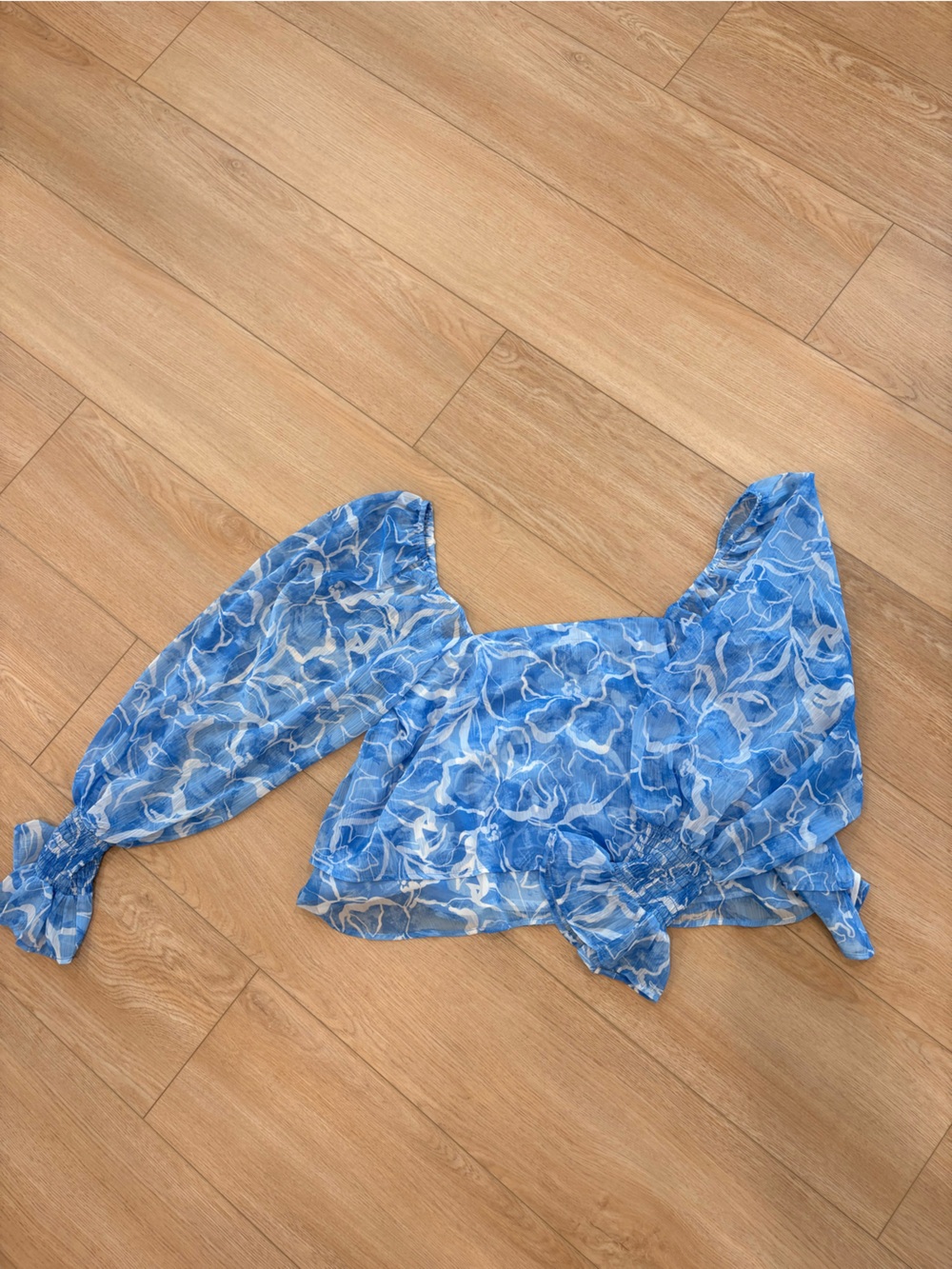Tart Light Blue and White Sheer Layer